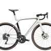 BICIKL TREK TRKAĆI MADONE SL 6 GEN 8, WHITE PRISMATIC M / 2025